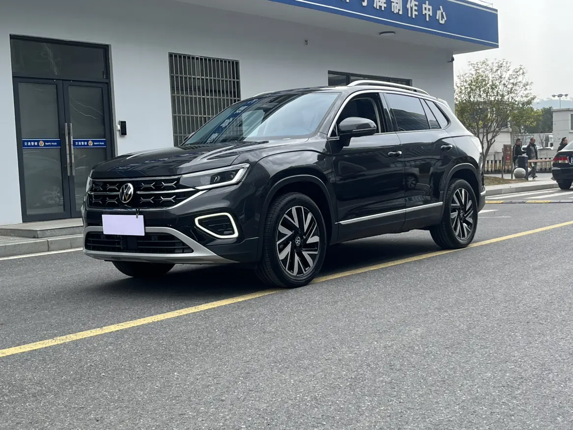 Volkswagen Tayron  из Китая