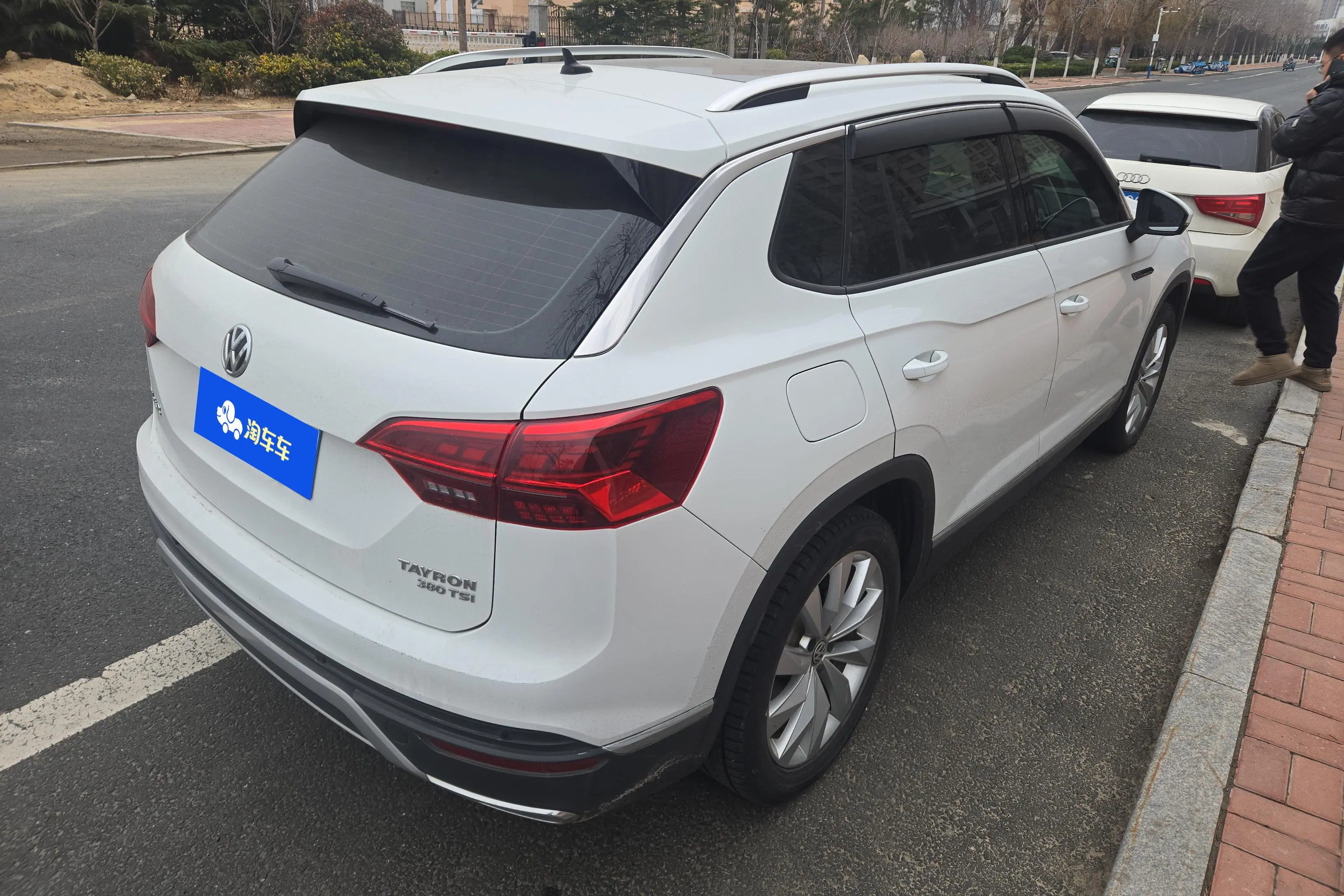 Volkswagen Tayron  из Китая