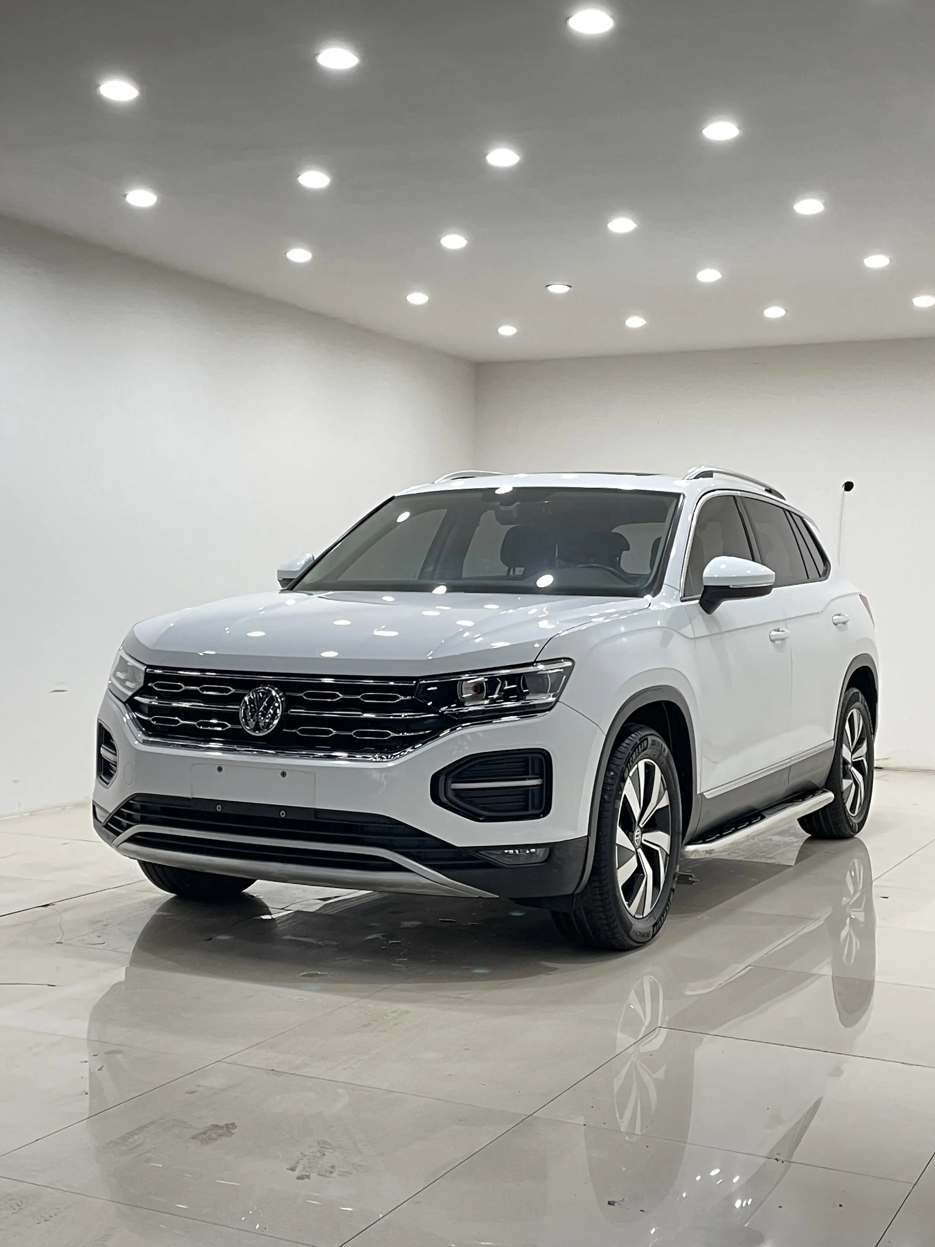 Volkswagen Tayron  из Китая