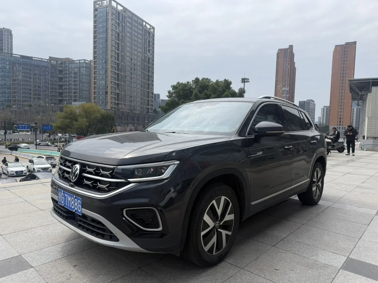 Volkswagen Tayron  из Китая