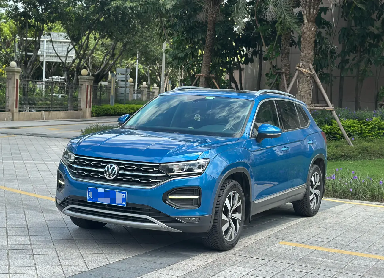 Volkswagen Tayron  из Китая