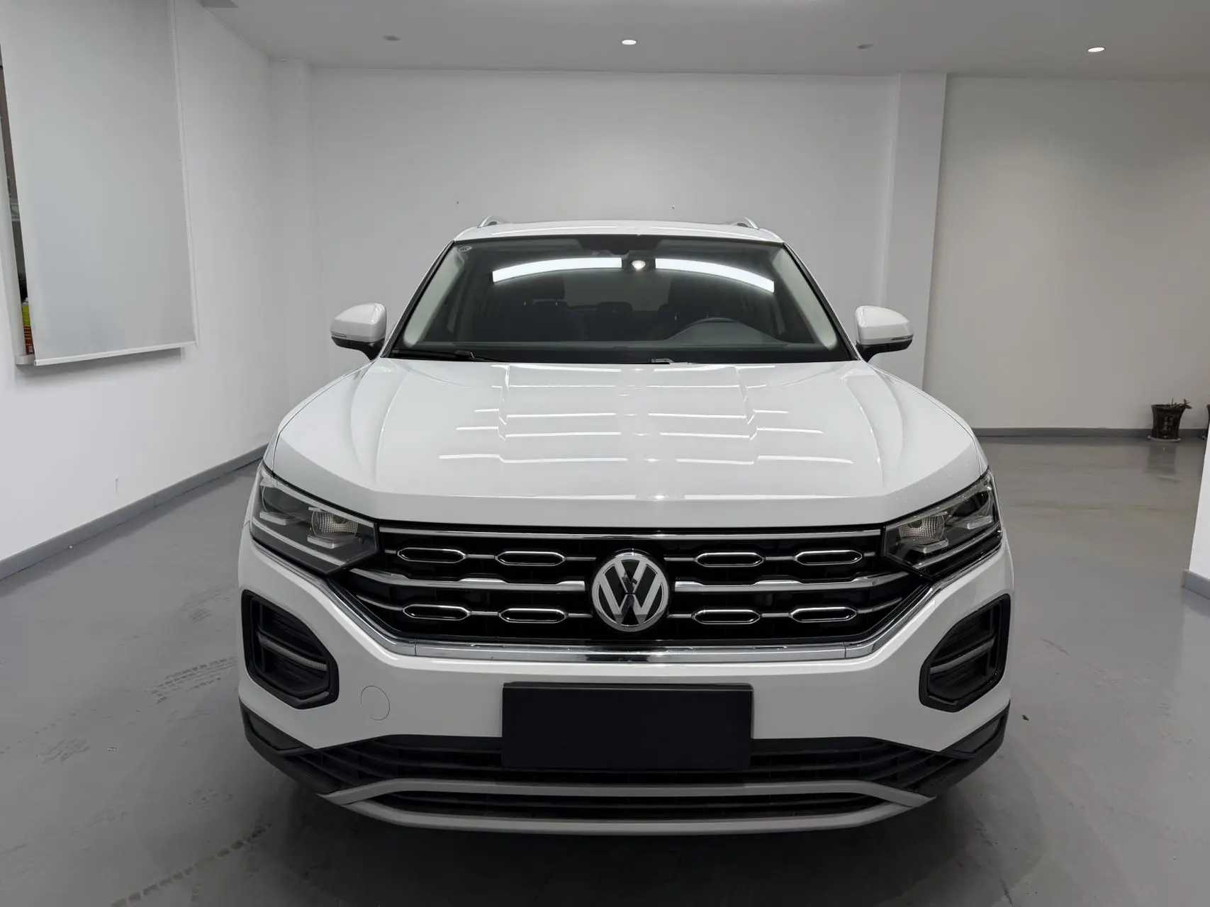 Volkswagen Tayron  из Китая