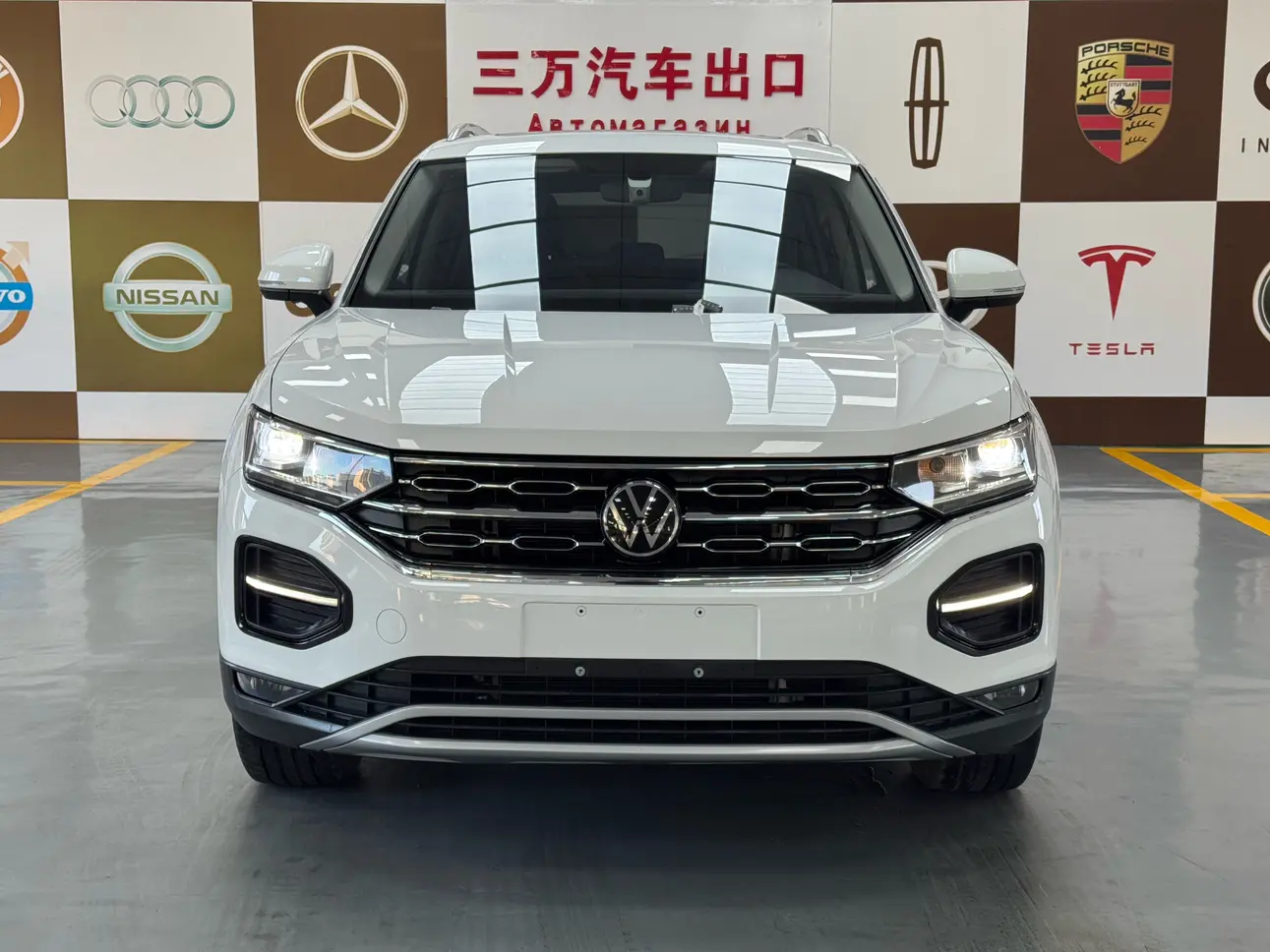 Volkswagen Tayron  из Китая