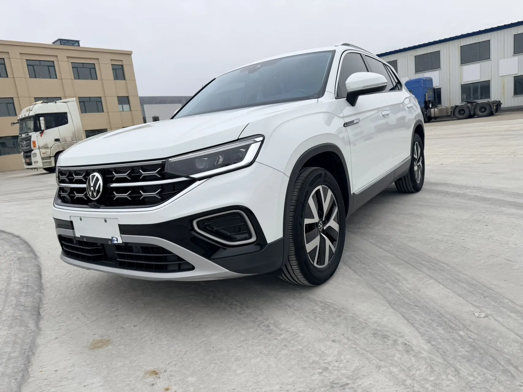 Volkswagen Tayron  из Китая