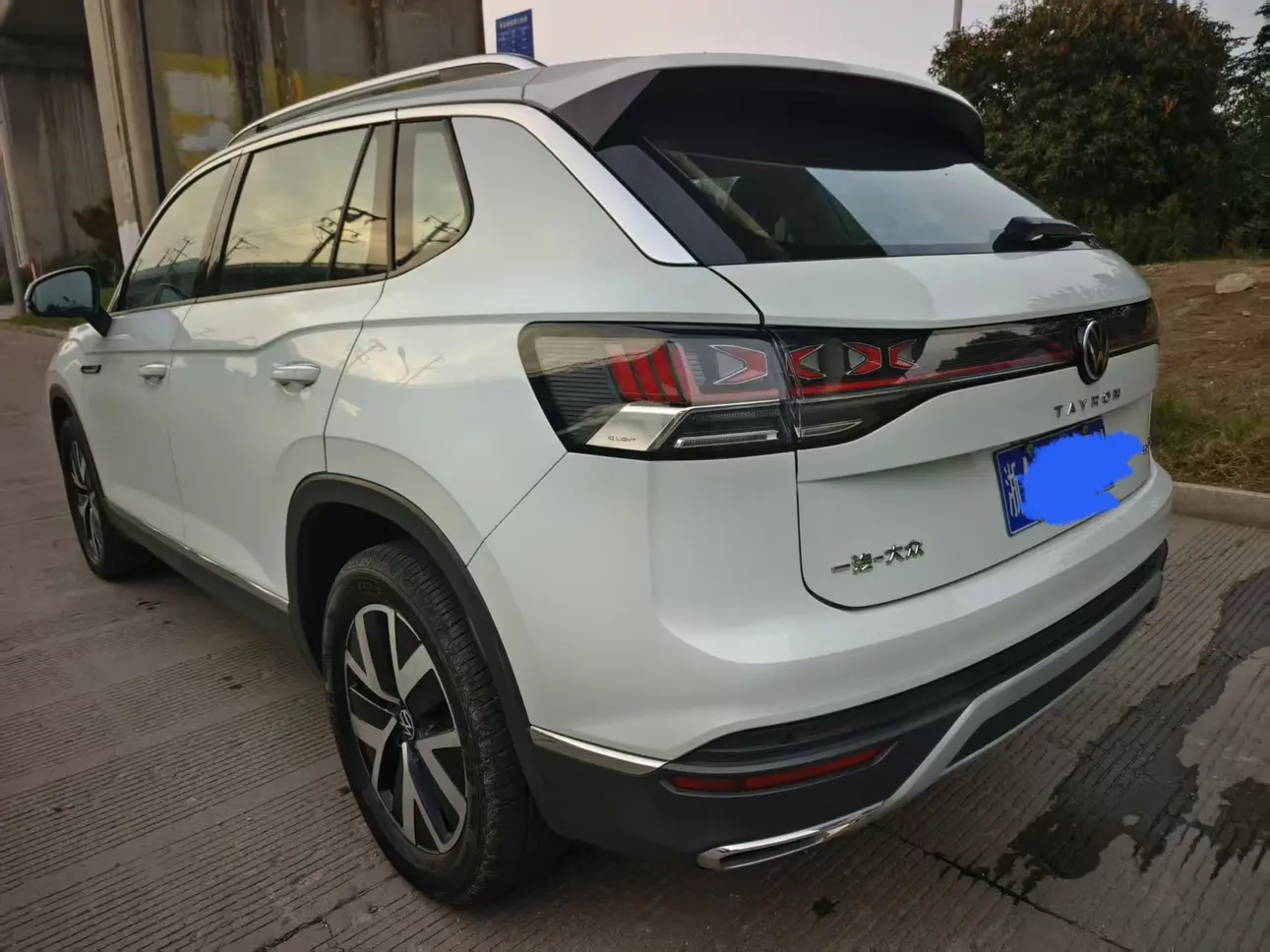 Volkswagen Tayron  из Китая