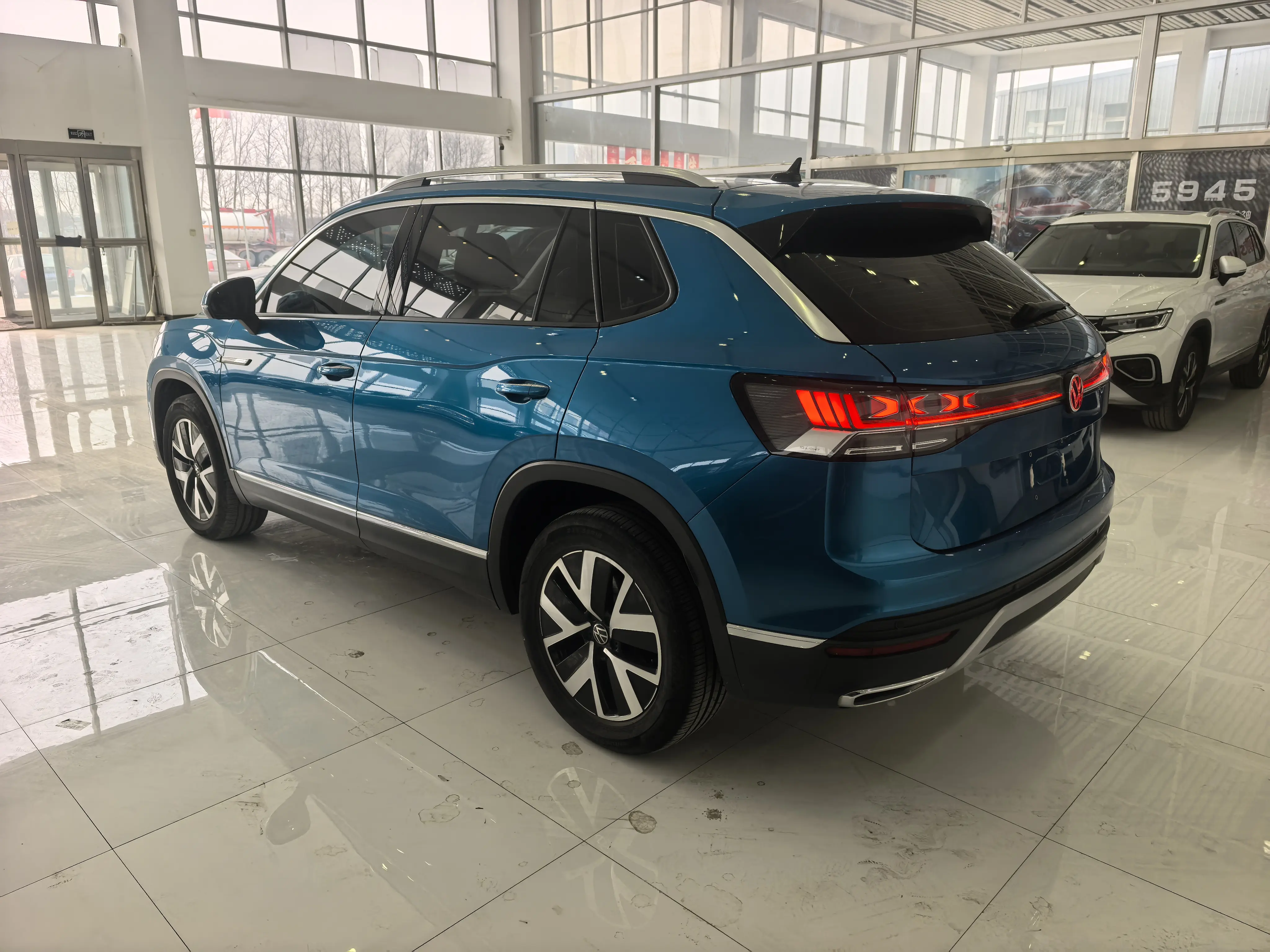 Volkswagen Tayron  из Китая