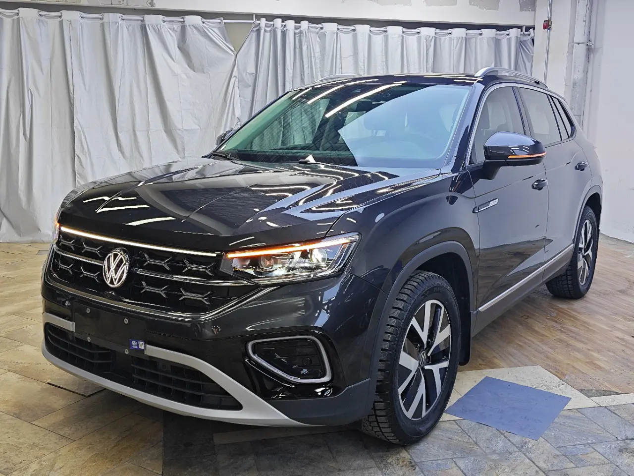 Volkswagen Tayron  из Китая