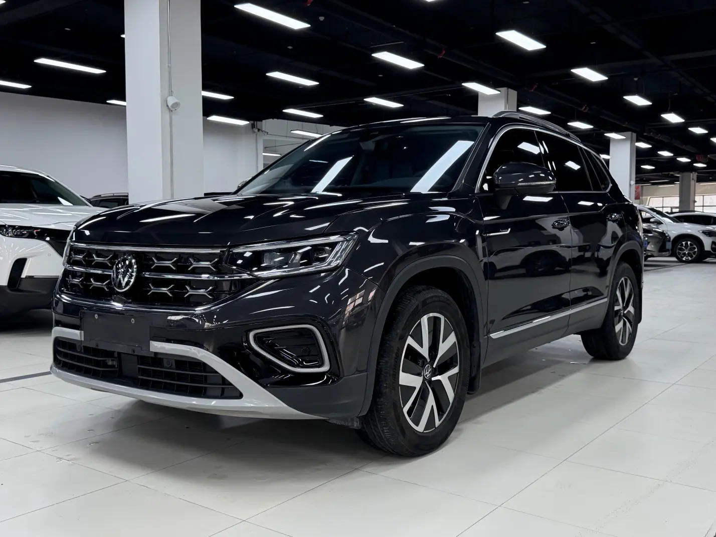 Volkswagen Tayron  из Китая