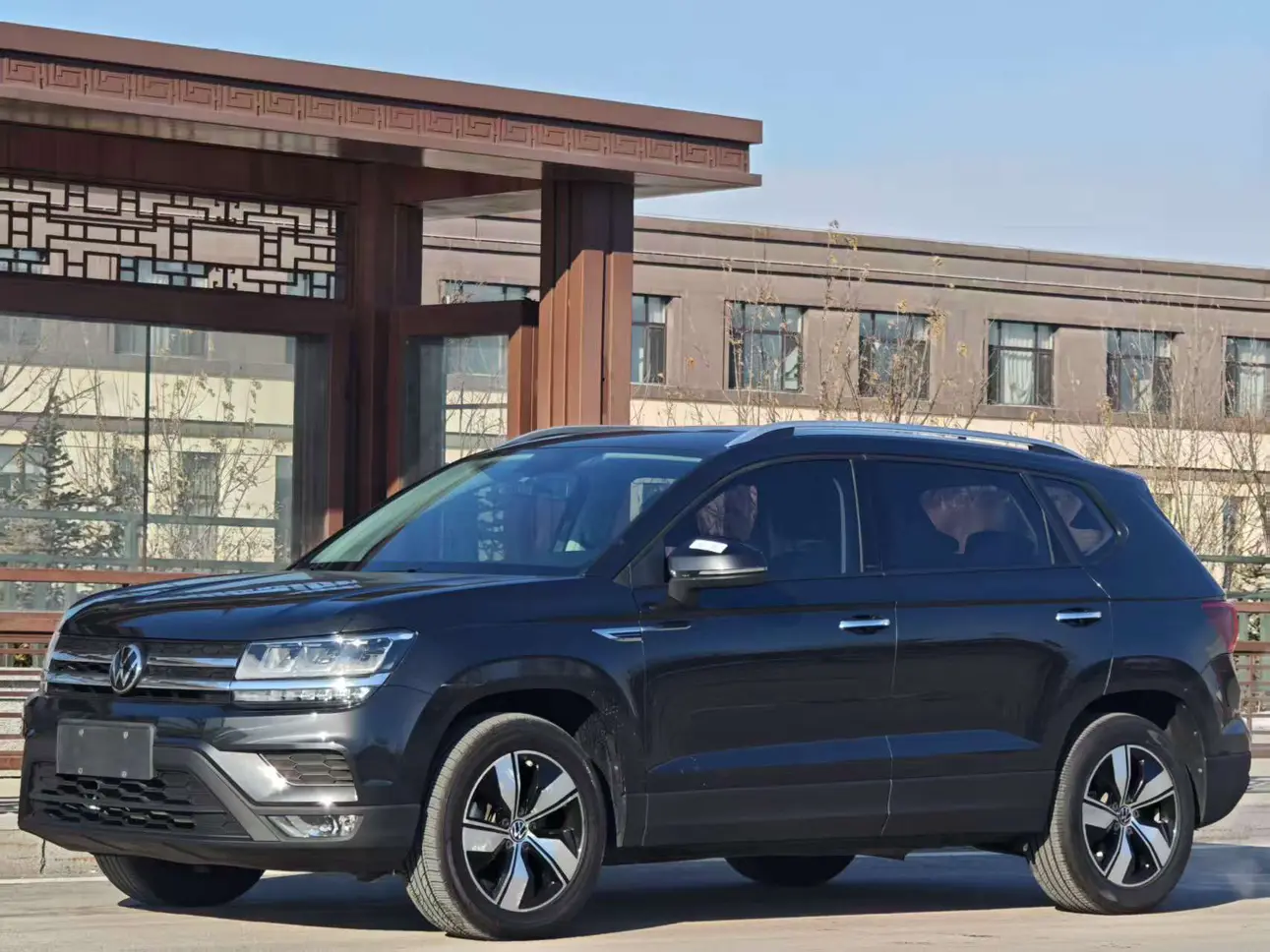 Volkswagen Tharu  из Китая