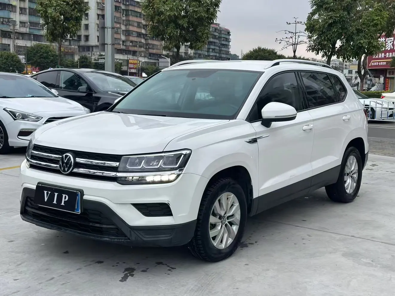 Volkswagen Tharu  из Китая