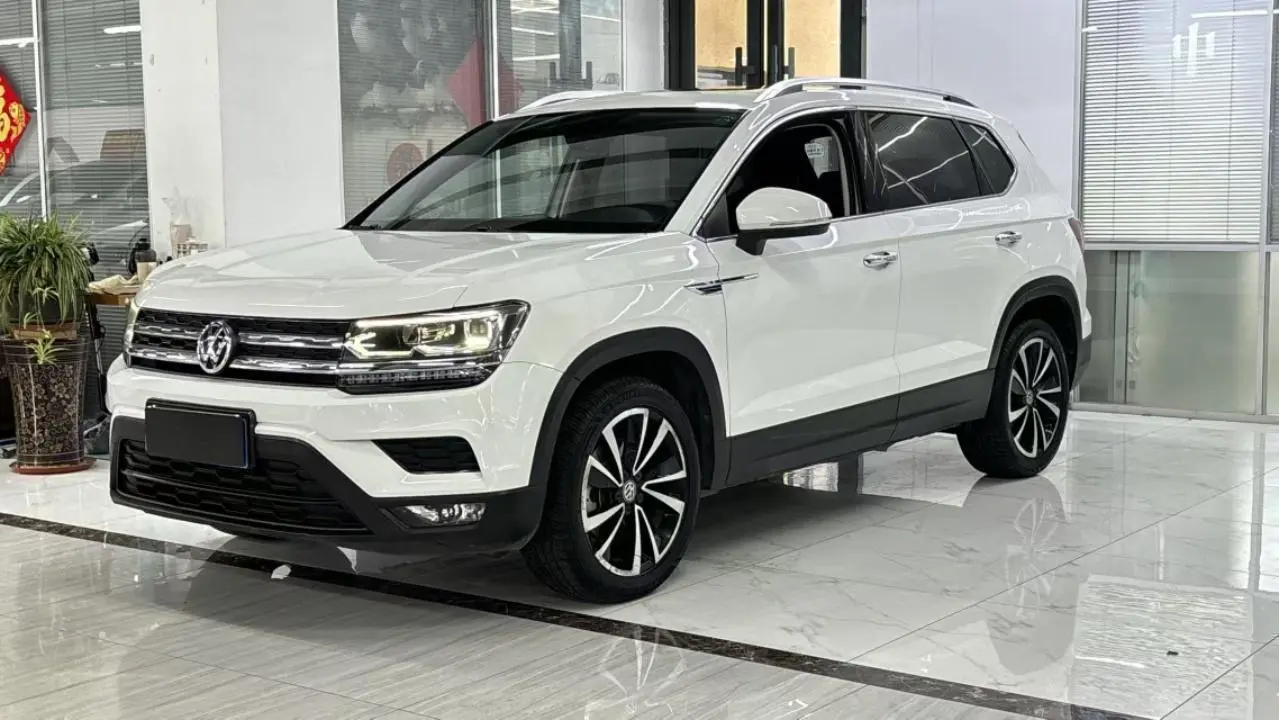 Volkswagen Tharu  из Китая