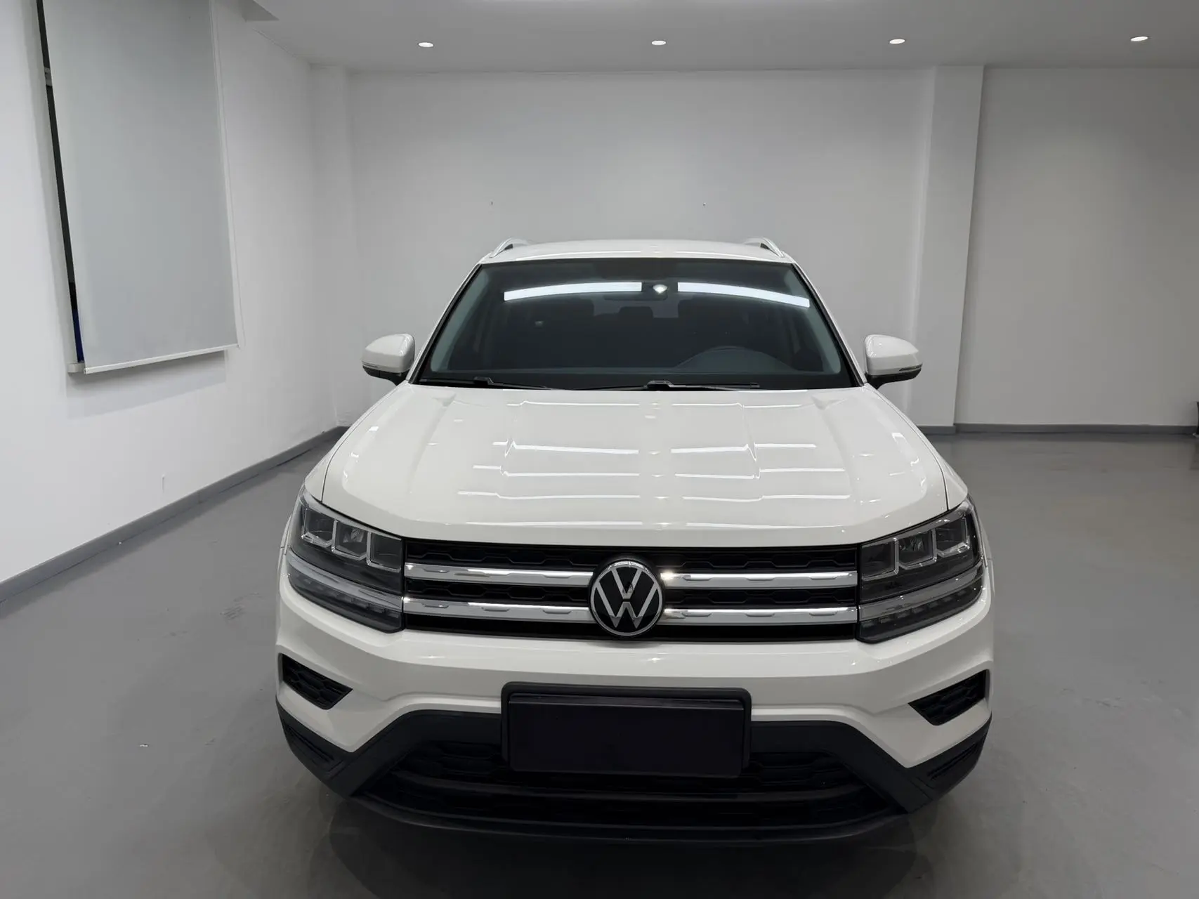 Volkswagen Tharu  из Китая