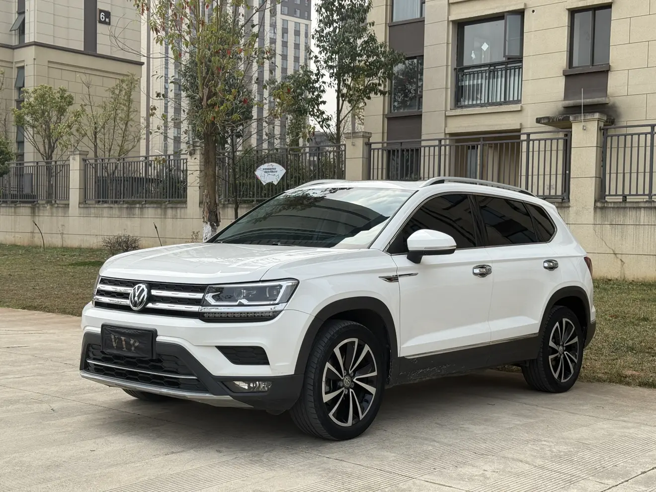 Volkswagen Tharu  из Китая