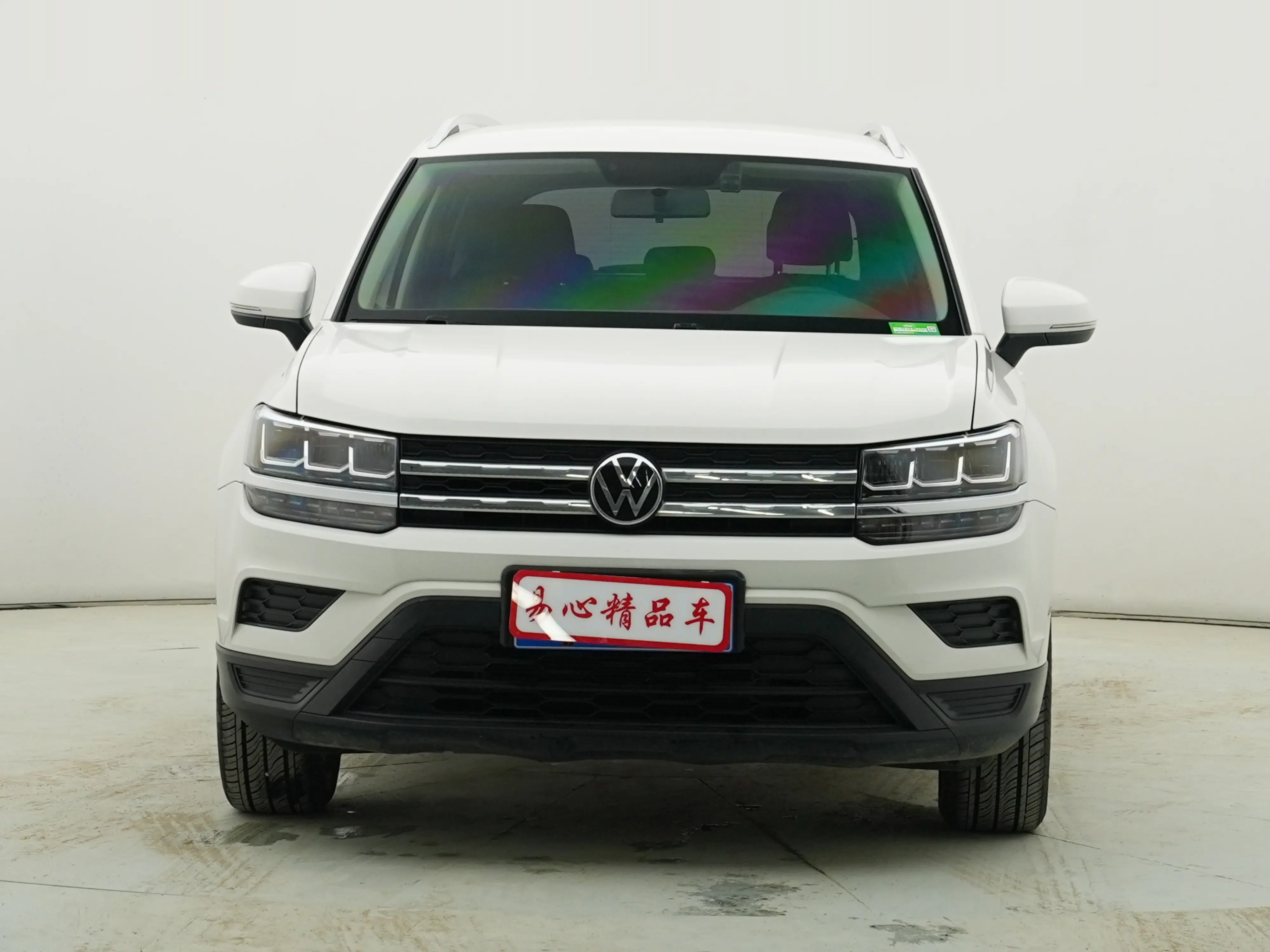 Volkswagen Tharu  из Китая