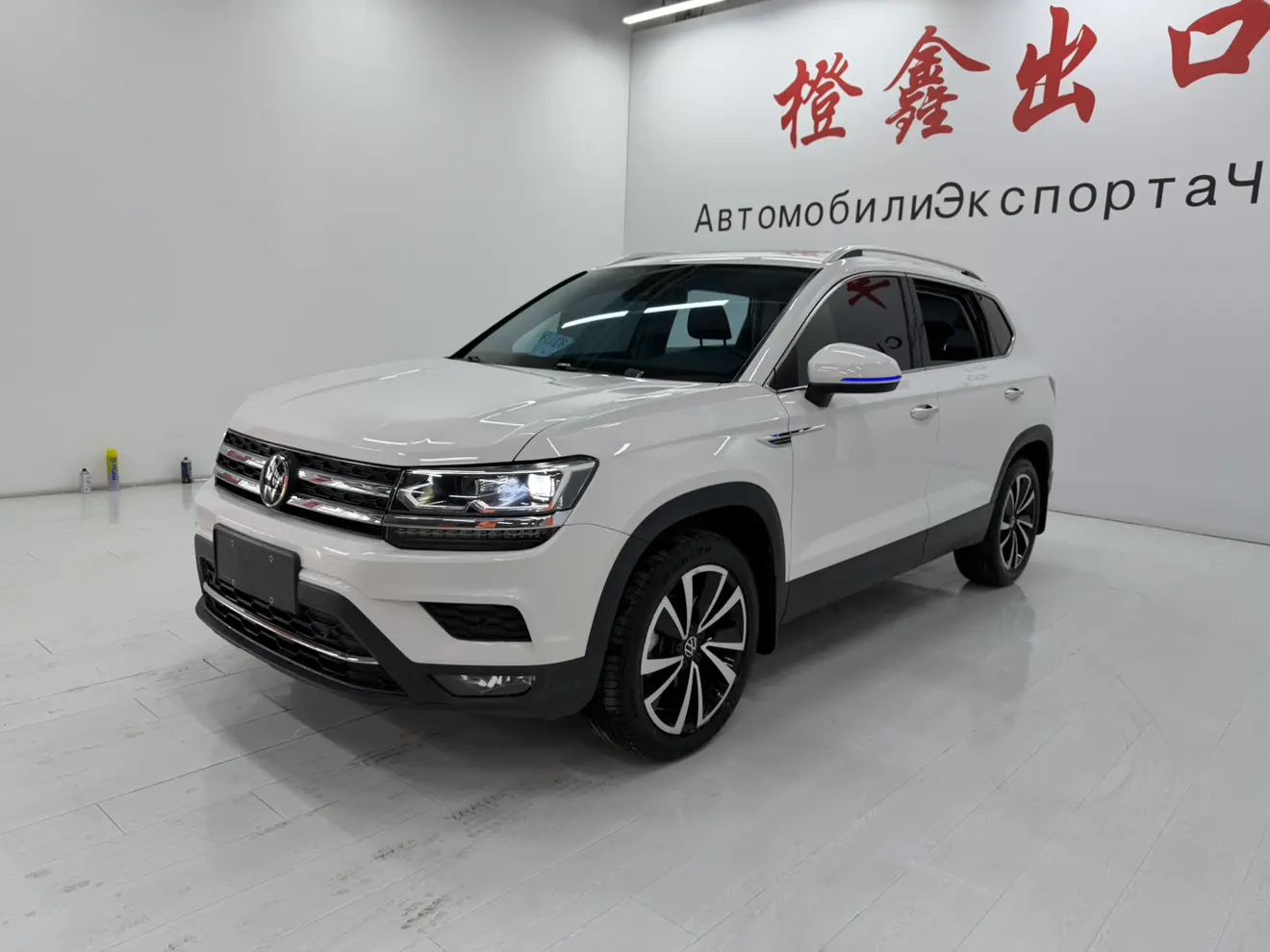 Volkswagen Tharu  из Китая