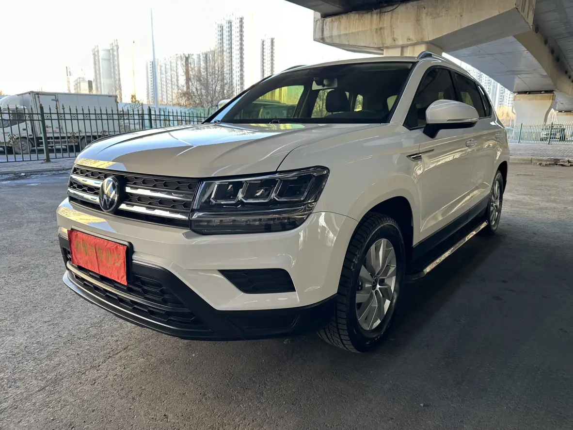 Volkswagen Tharu  из Китая