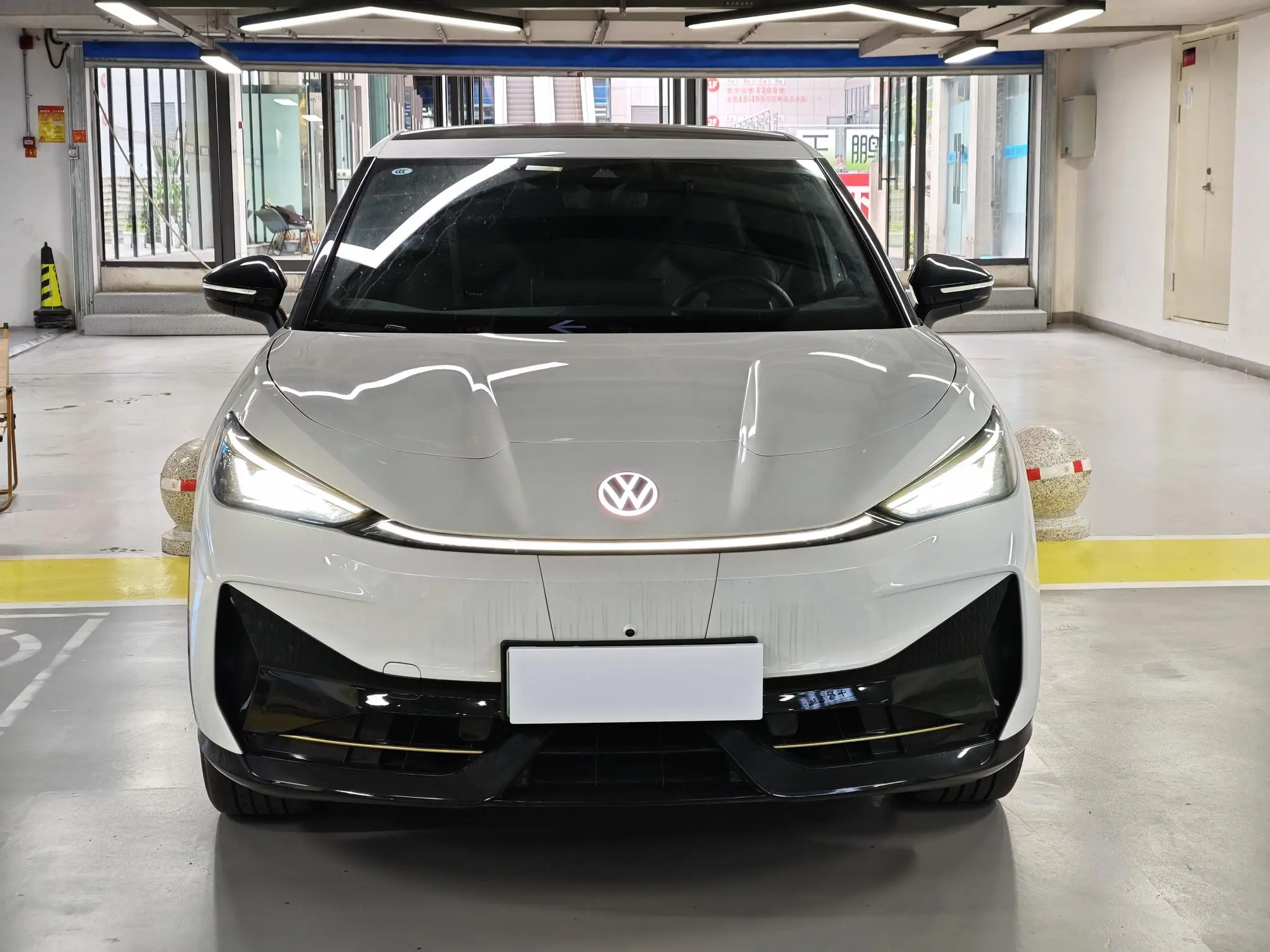 Volkswagen With the crowd06  из Китая