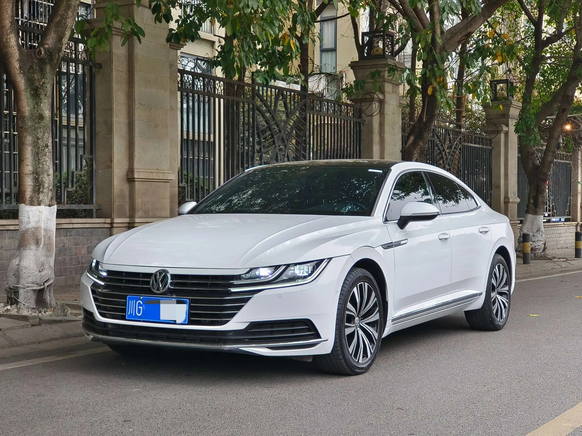 Volkswagen Arteon (CC)  из Китая
