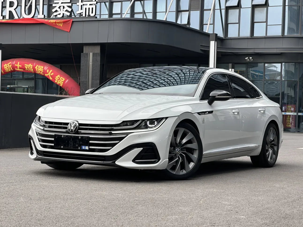 Volkswagen Arteon (CC)  из Китая