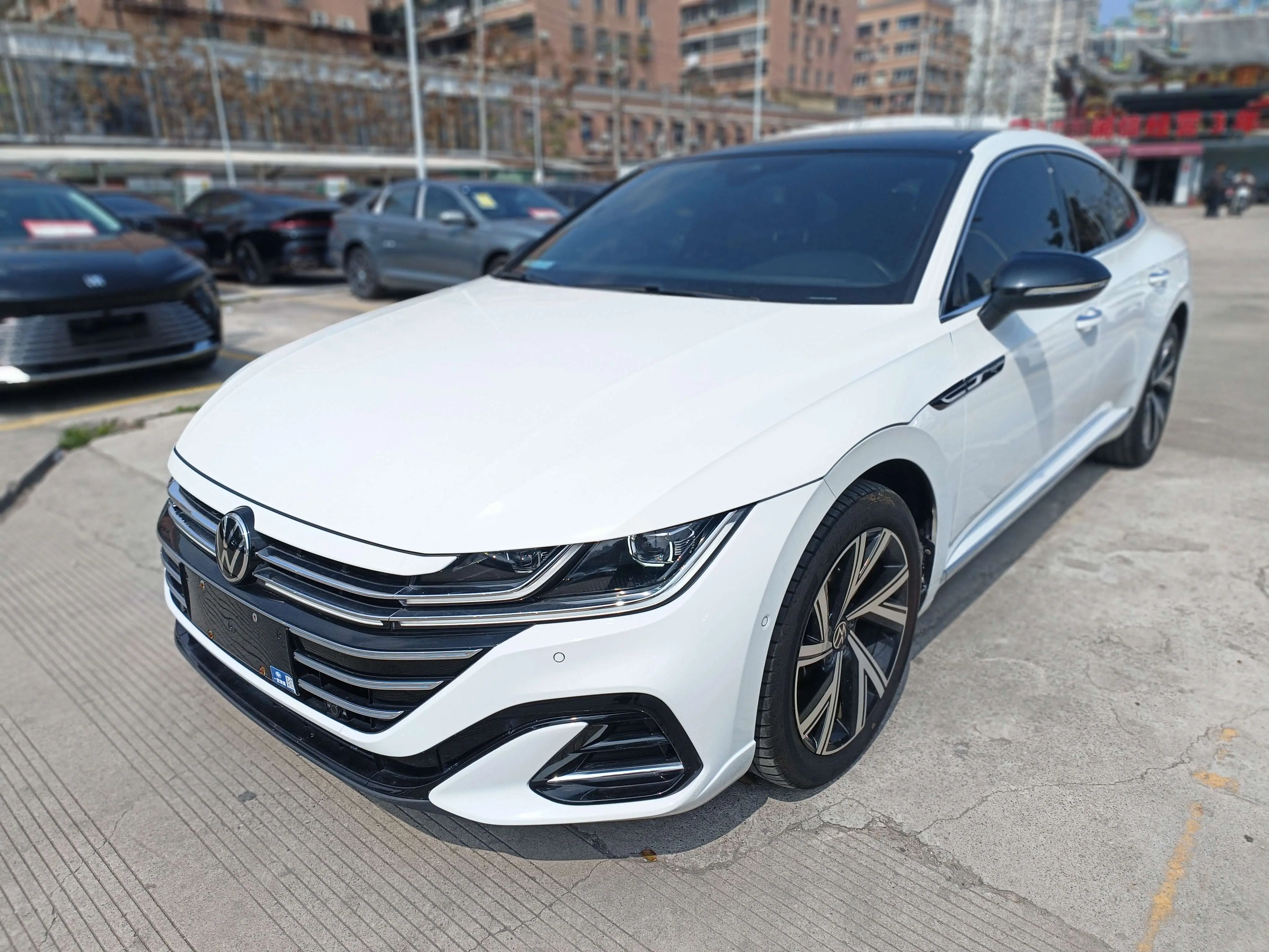 Volkswagen Arteon (CC)  из Китая