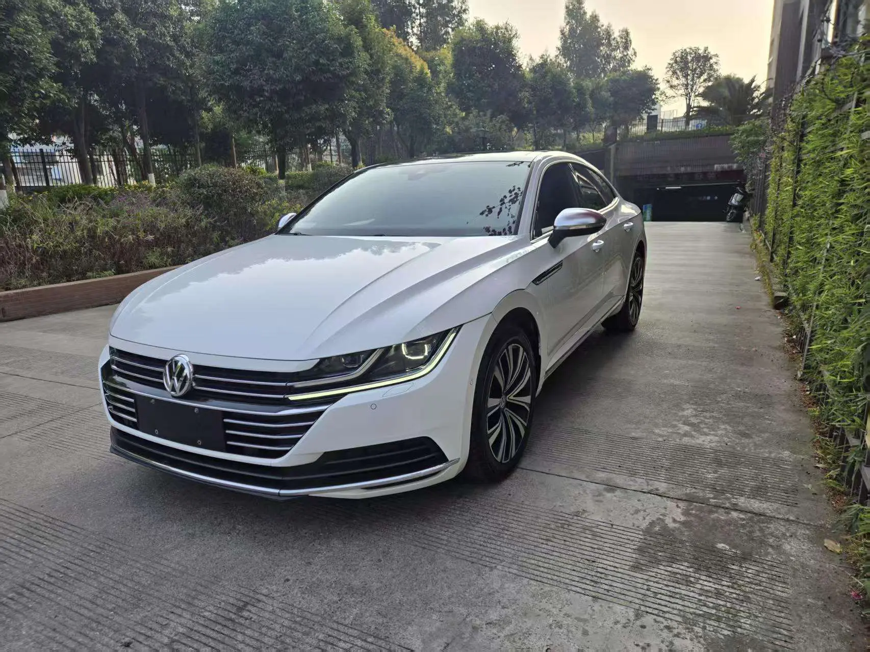 Volkswagen Arteon (CC)  из Китая