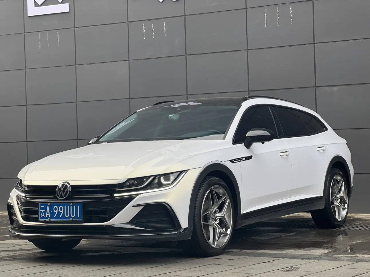 Volkswagen Arteon (CC)  из Китая
