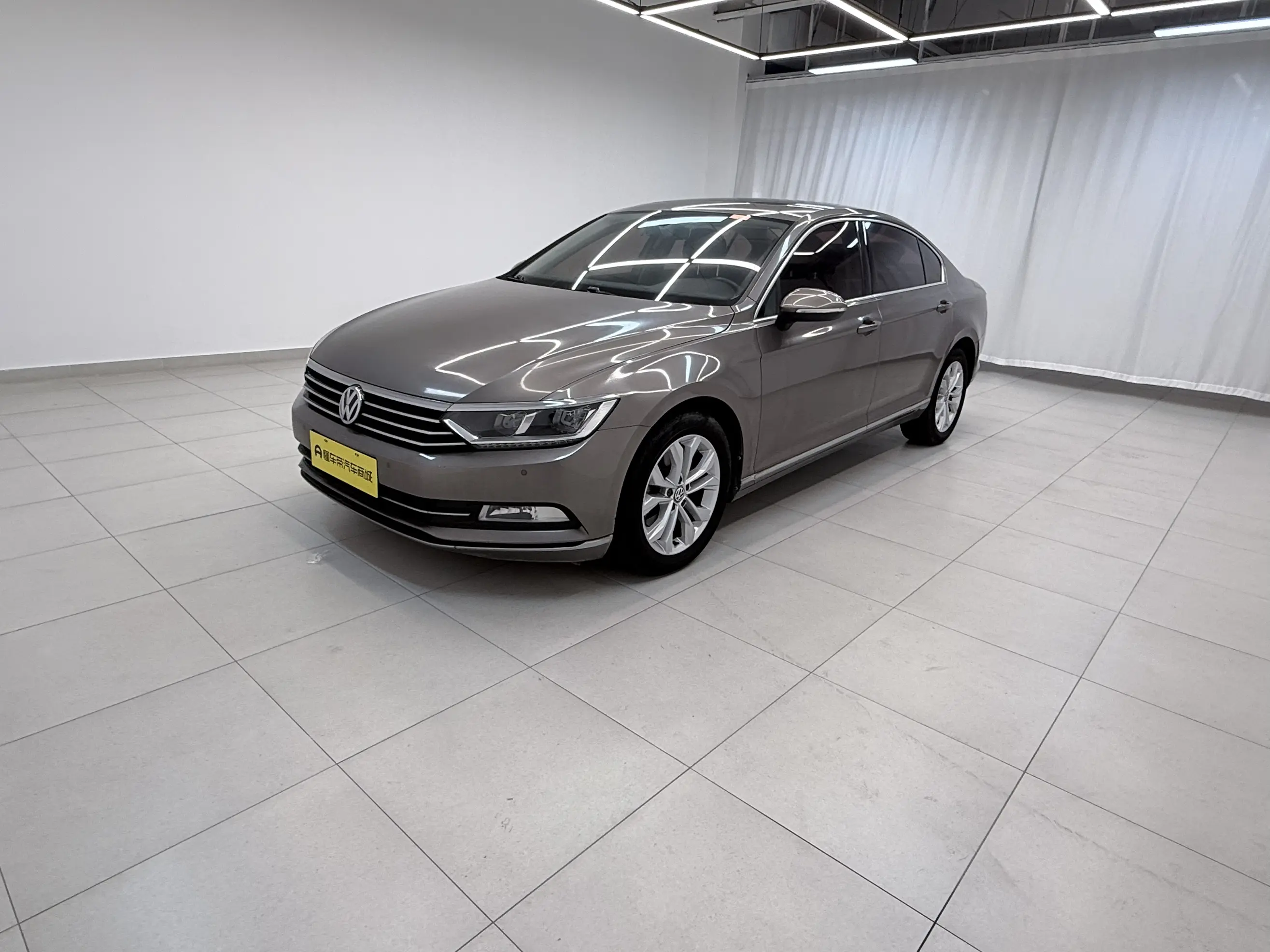 Volkswagen Magotan  из Китая