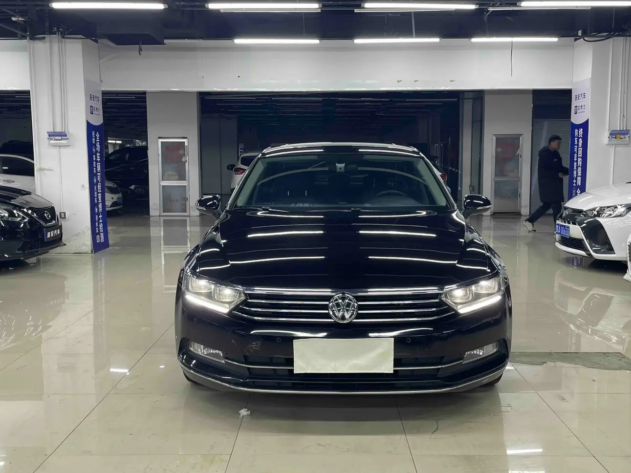 Volkswagen Magotan  из Китая