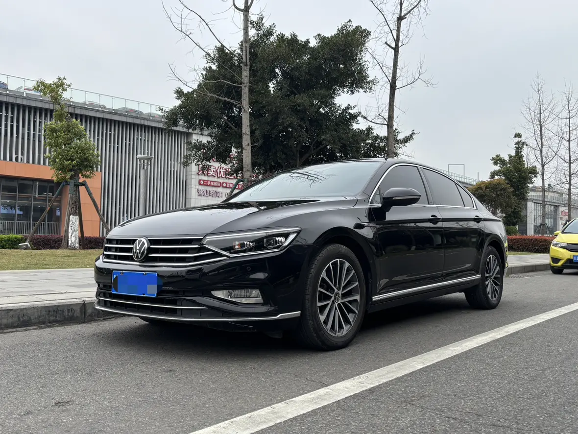 Volkswagen Magotan  из Китая