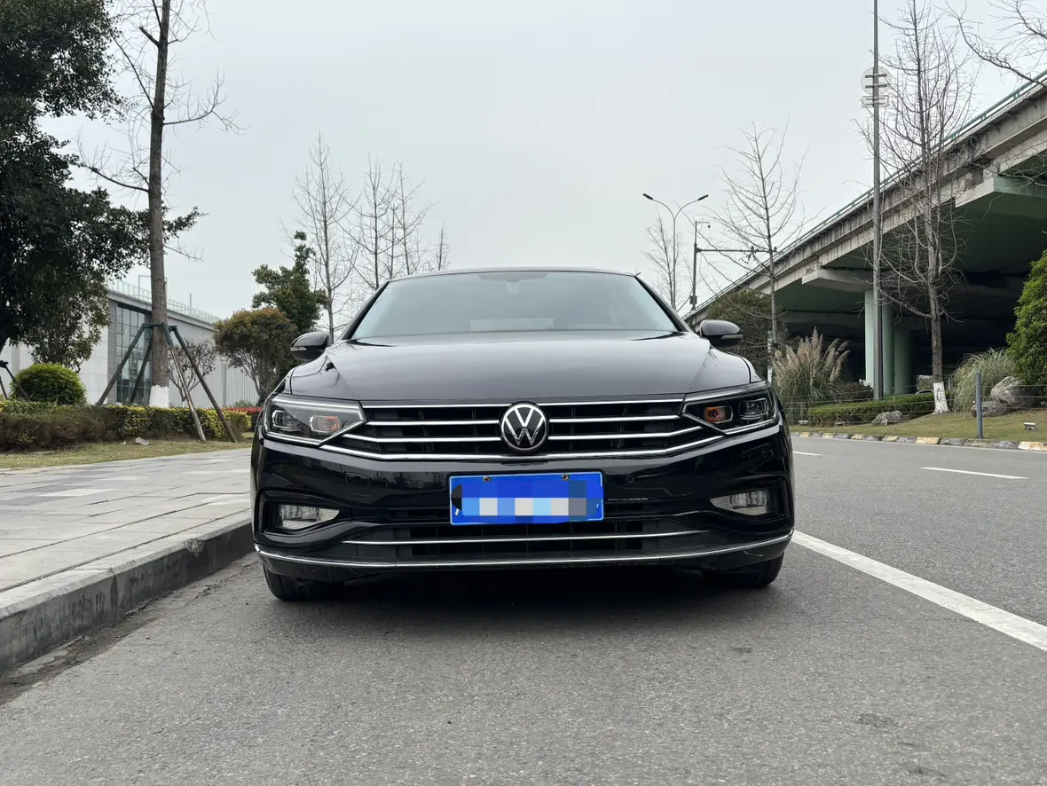 Volkswagen Magotan  из Китая