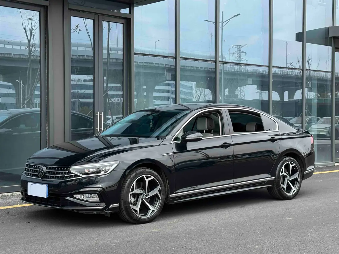 Volkswagen Magotan  из Китая