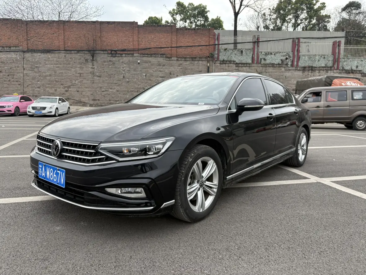 Volkswagen Magotan  из Китая