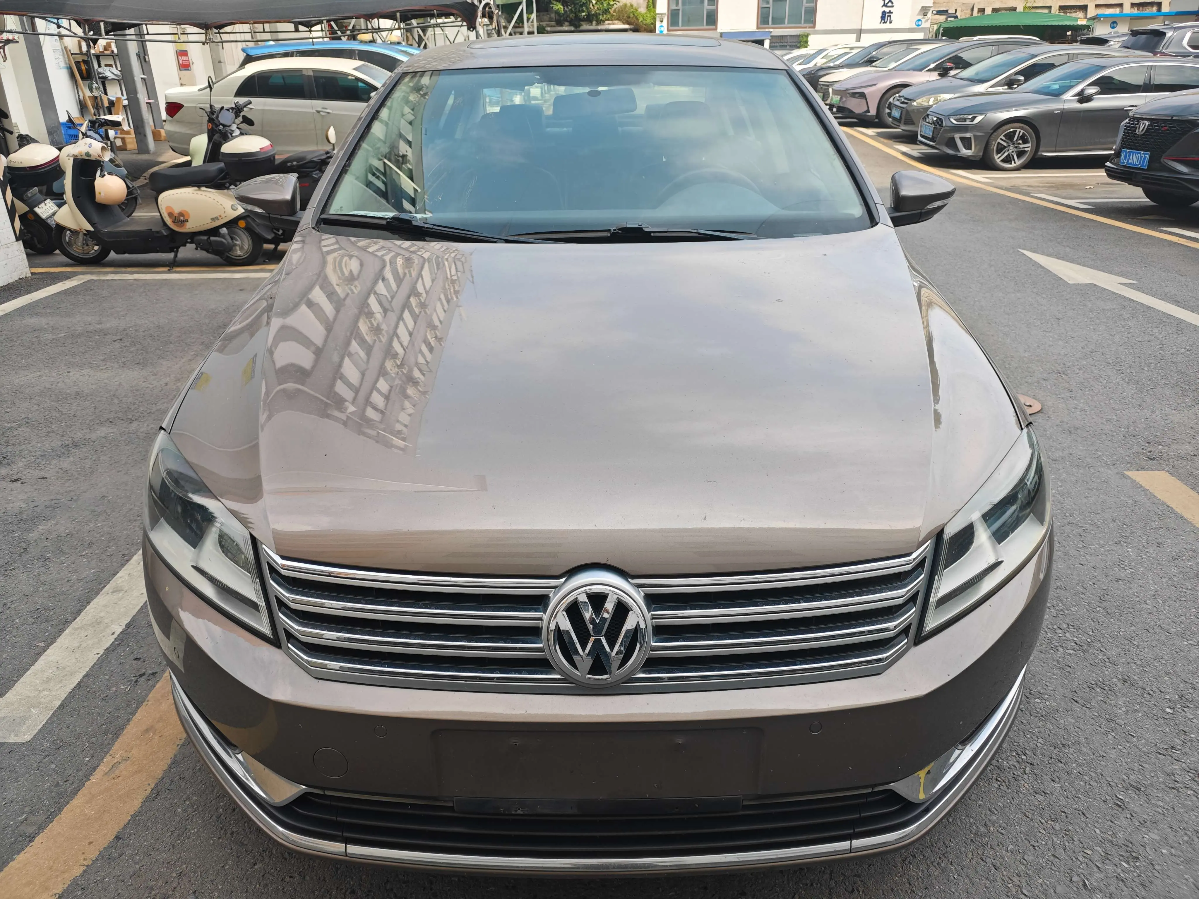 Volkswagen Magotan  из Китая