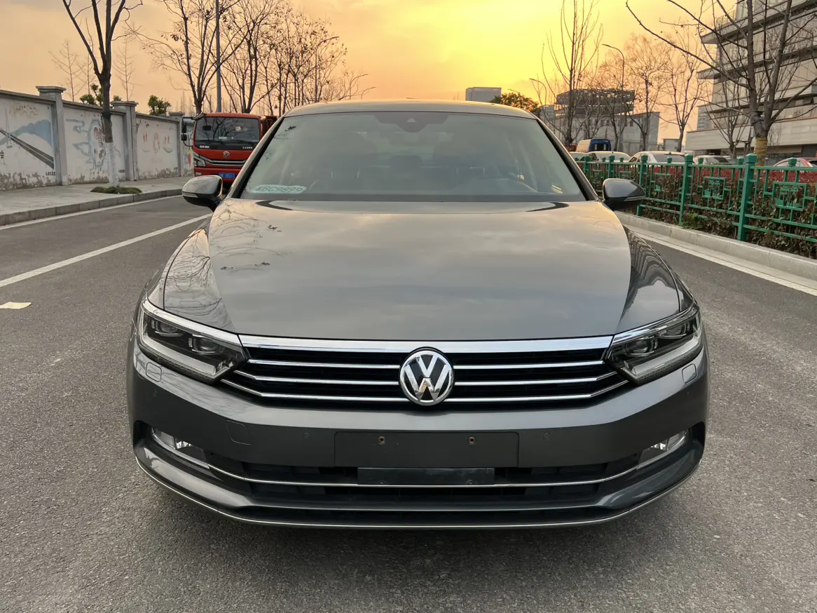 Volkswagen Magotan  из Китая