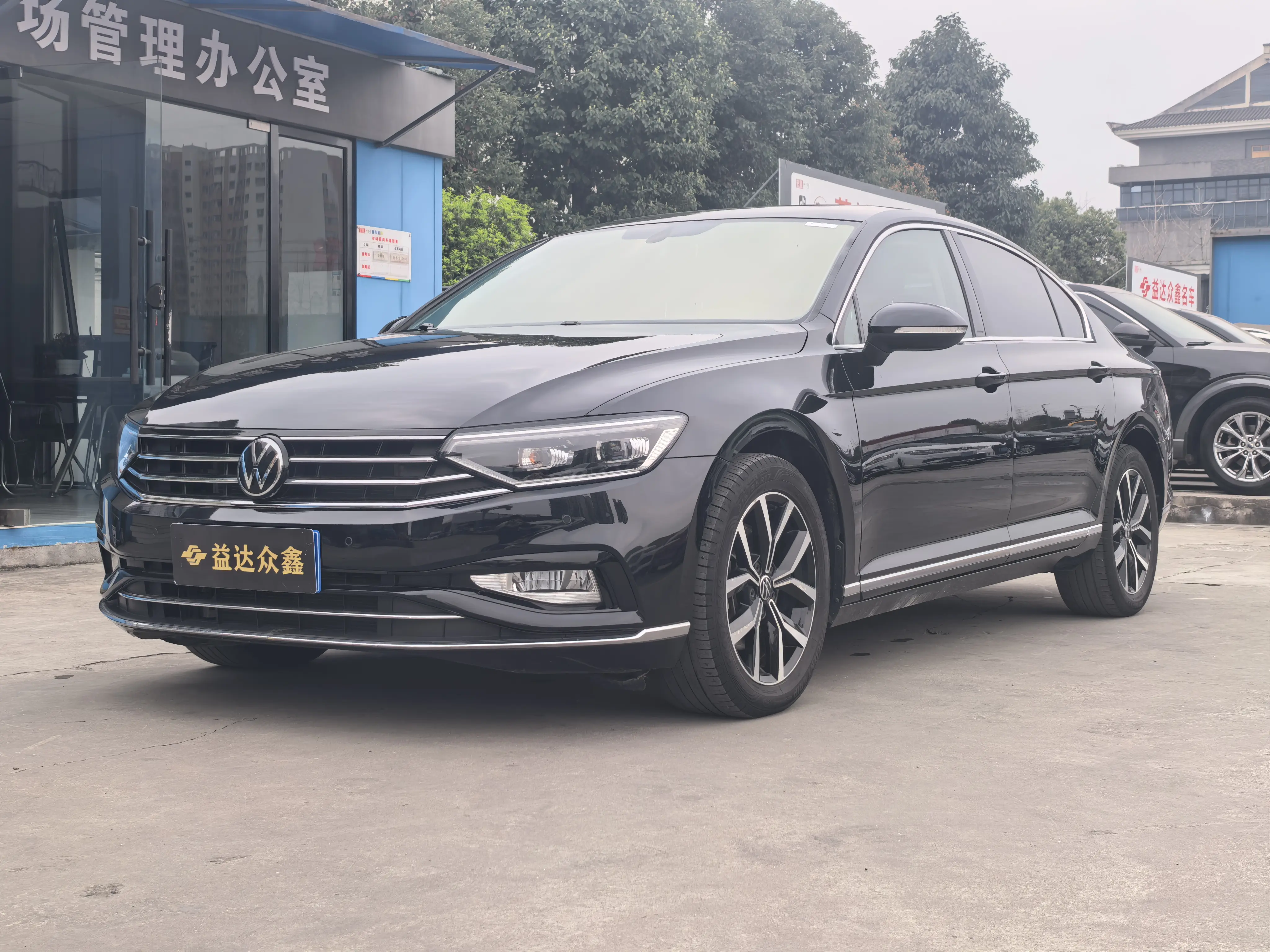 Volkswagen Magotan  из Китая