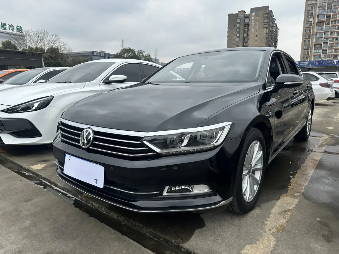 Volkswagen Magotan  из Китая