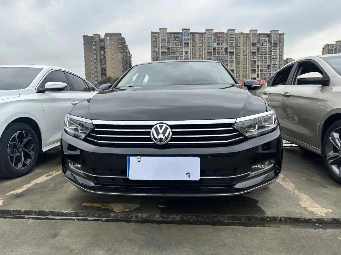 Volkswagen Magotan  из Китая