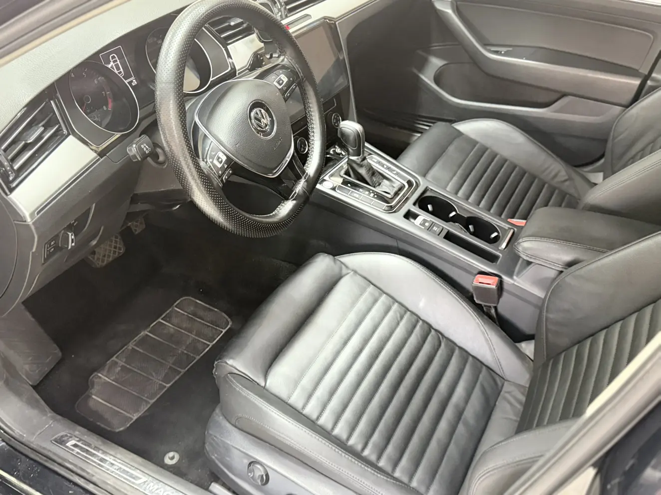 Volkswagen Magotan  из Китая