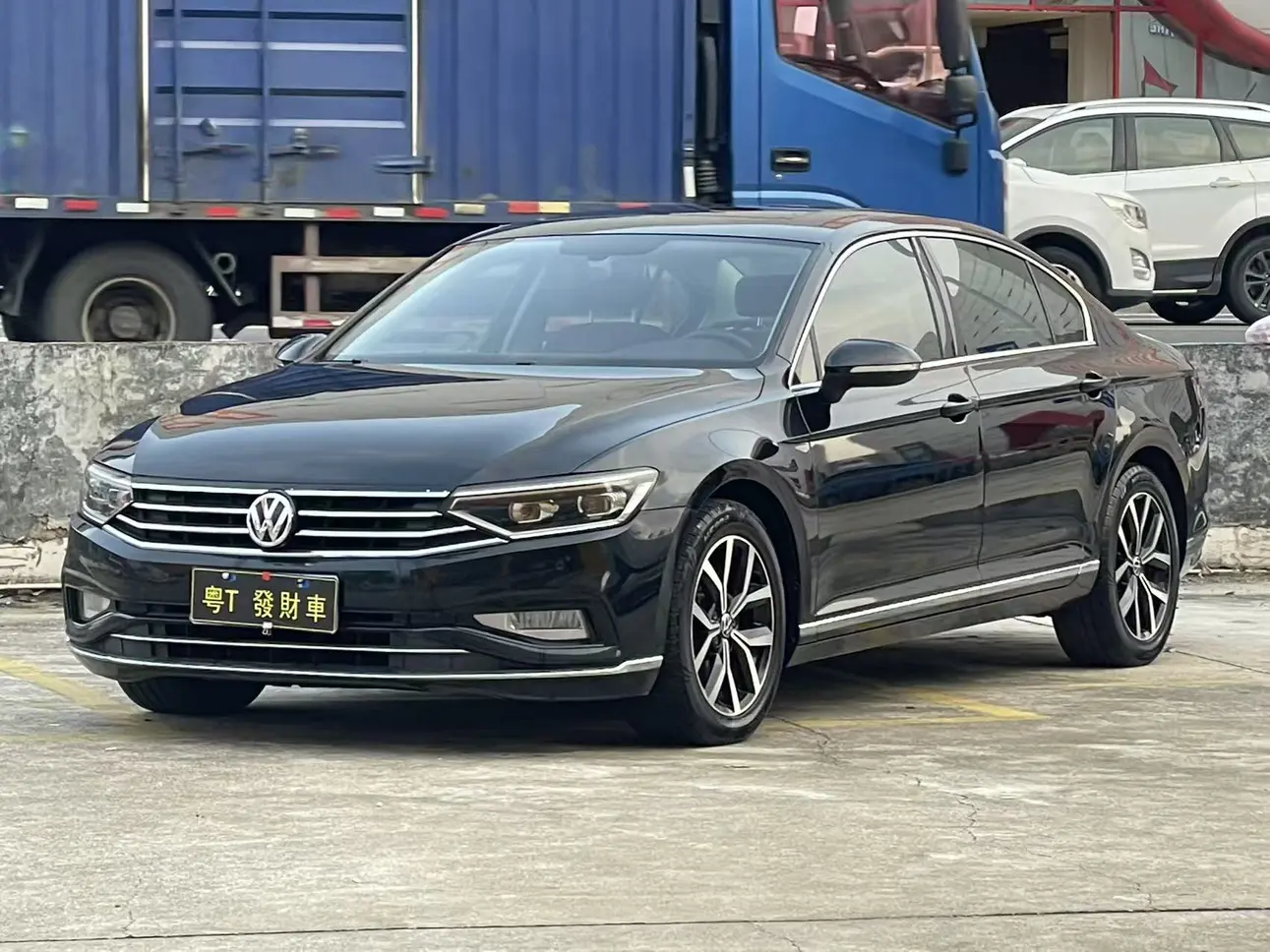 Volkswagen Magotan  из Китая