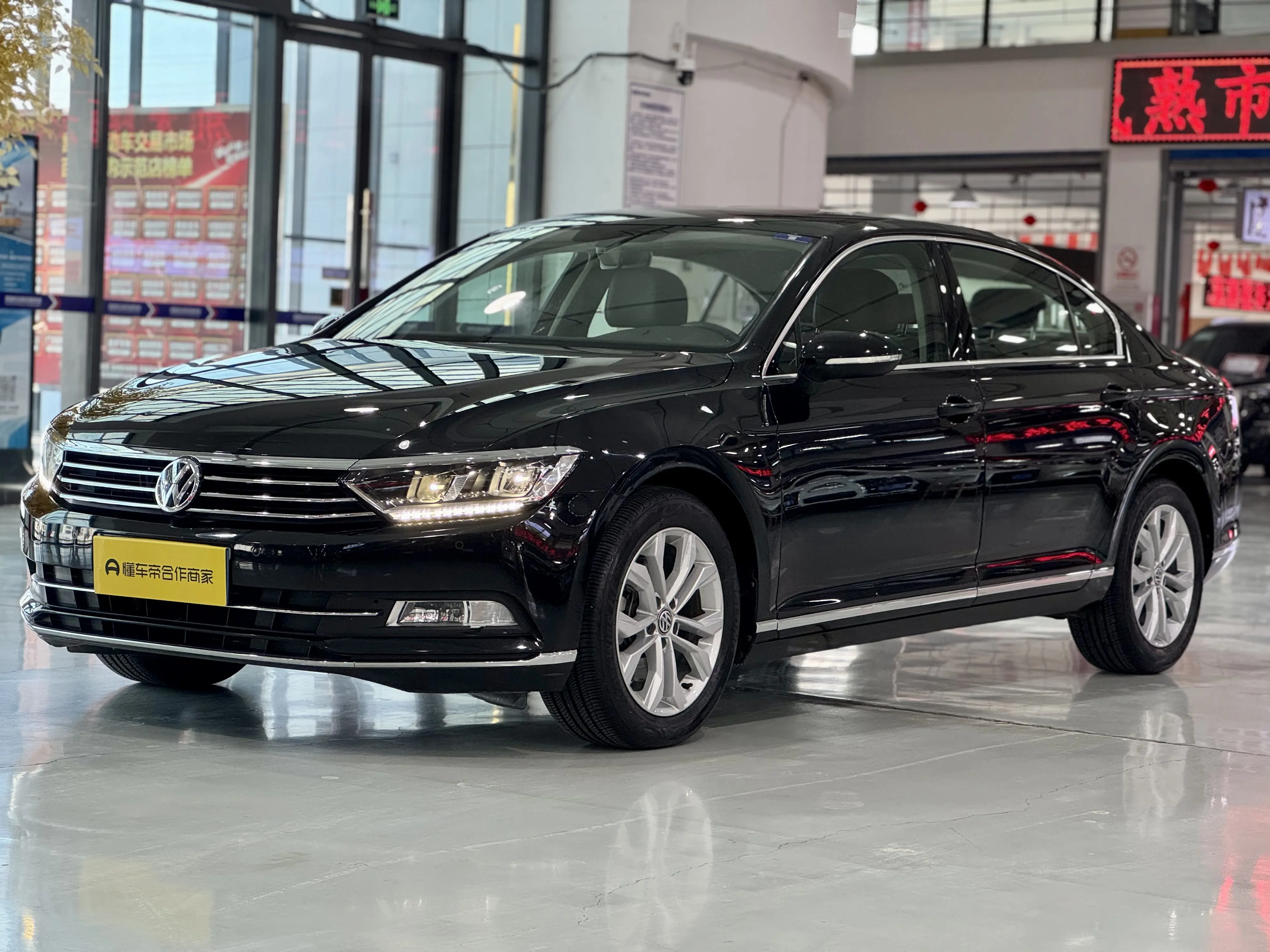 Volkswagen Magotan  из Китая