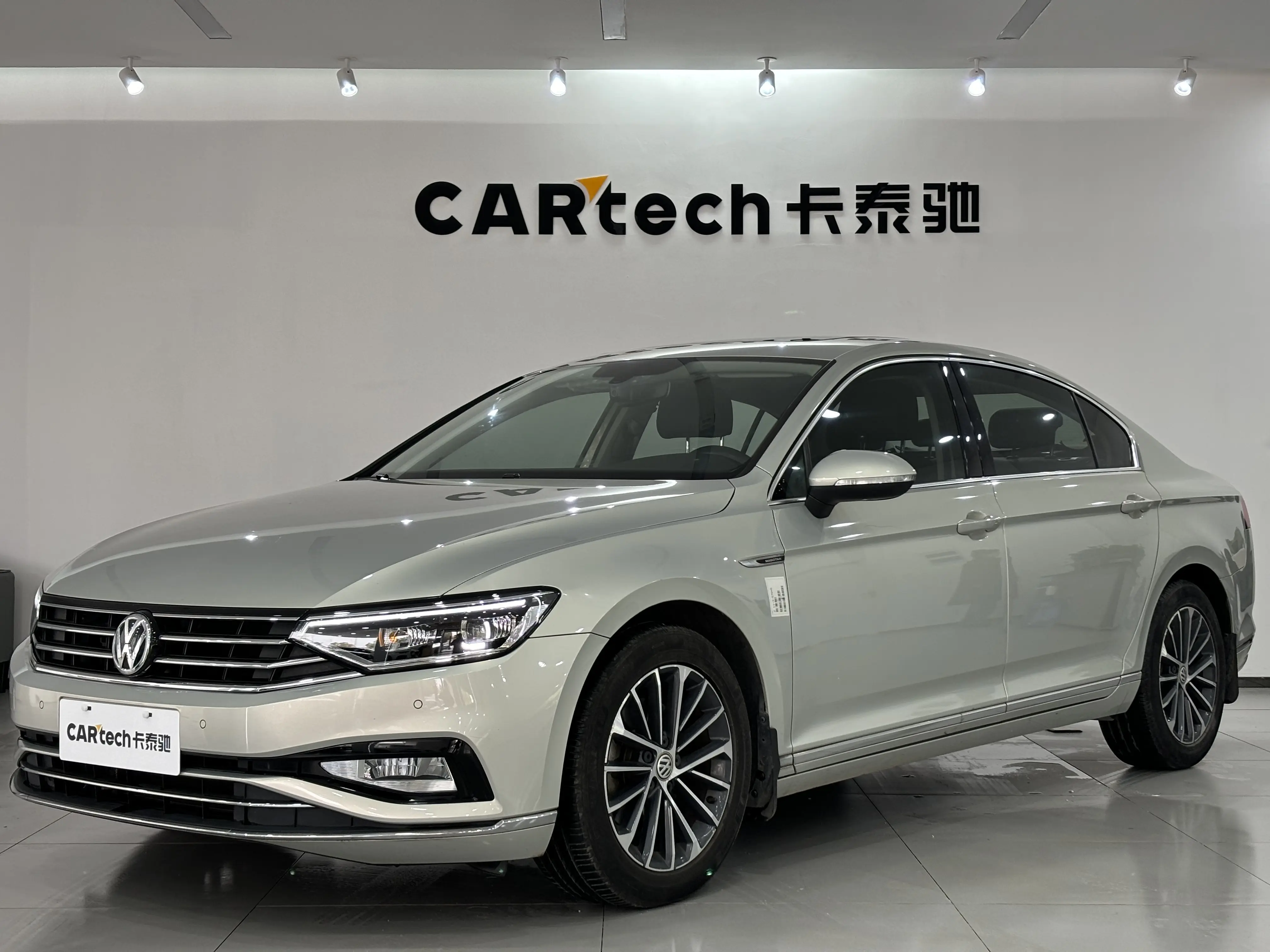 Volkswagen Magotan  из Китая