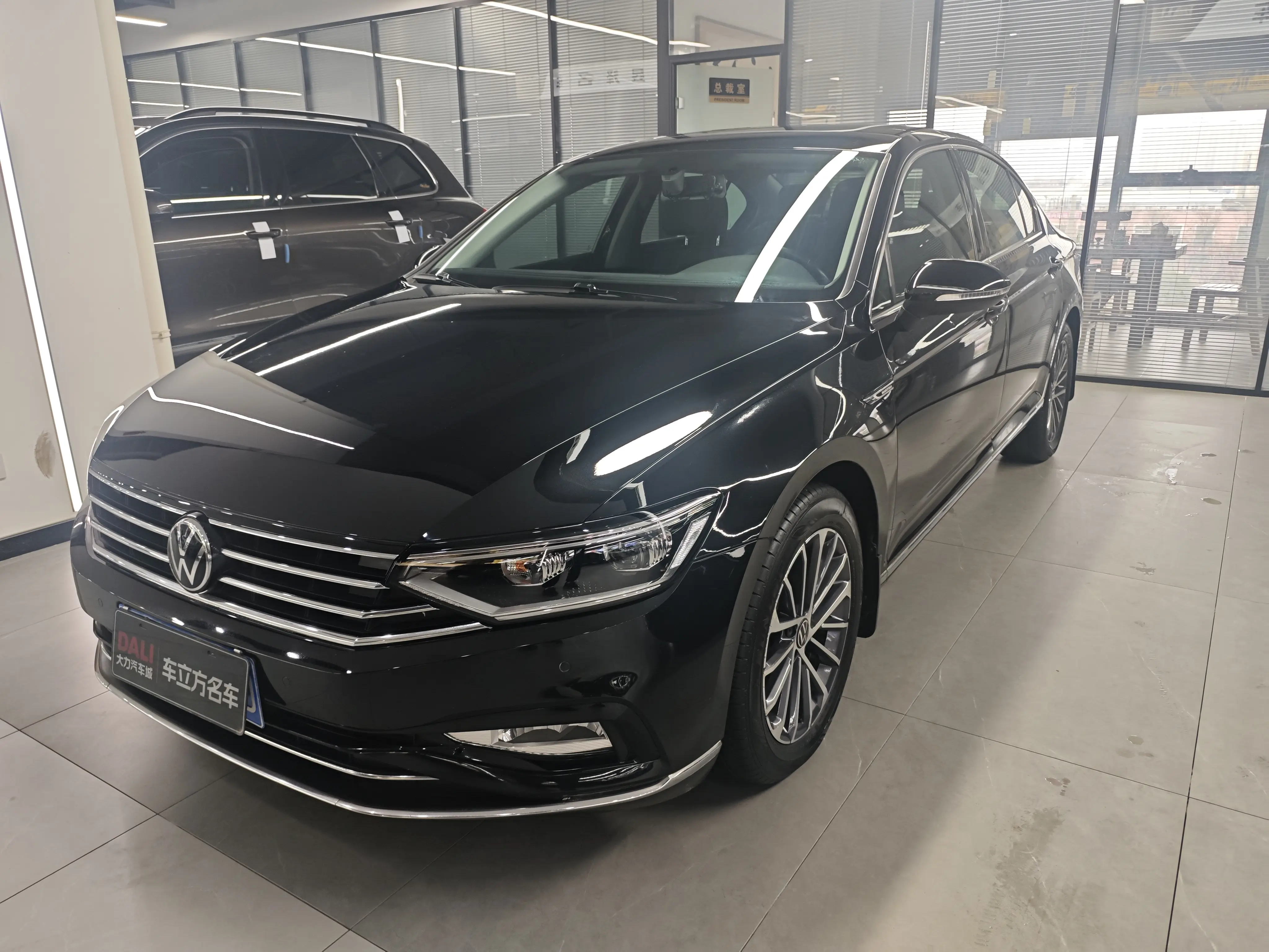 Volkswagen Magotan  из Китая