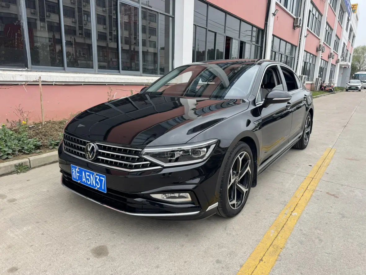 Volkswagen Magotan  из Китая