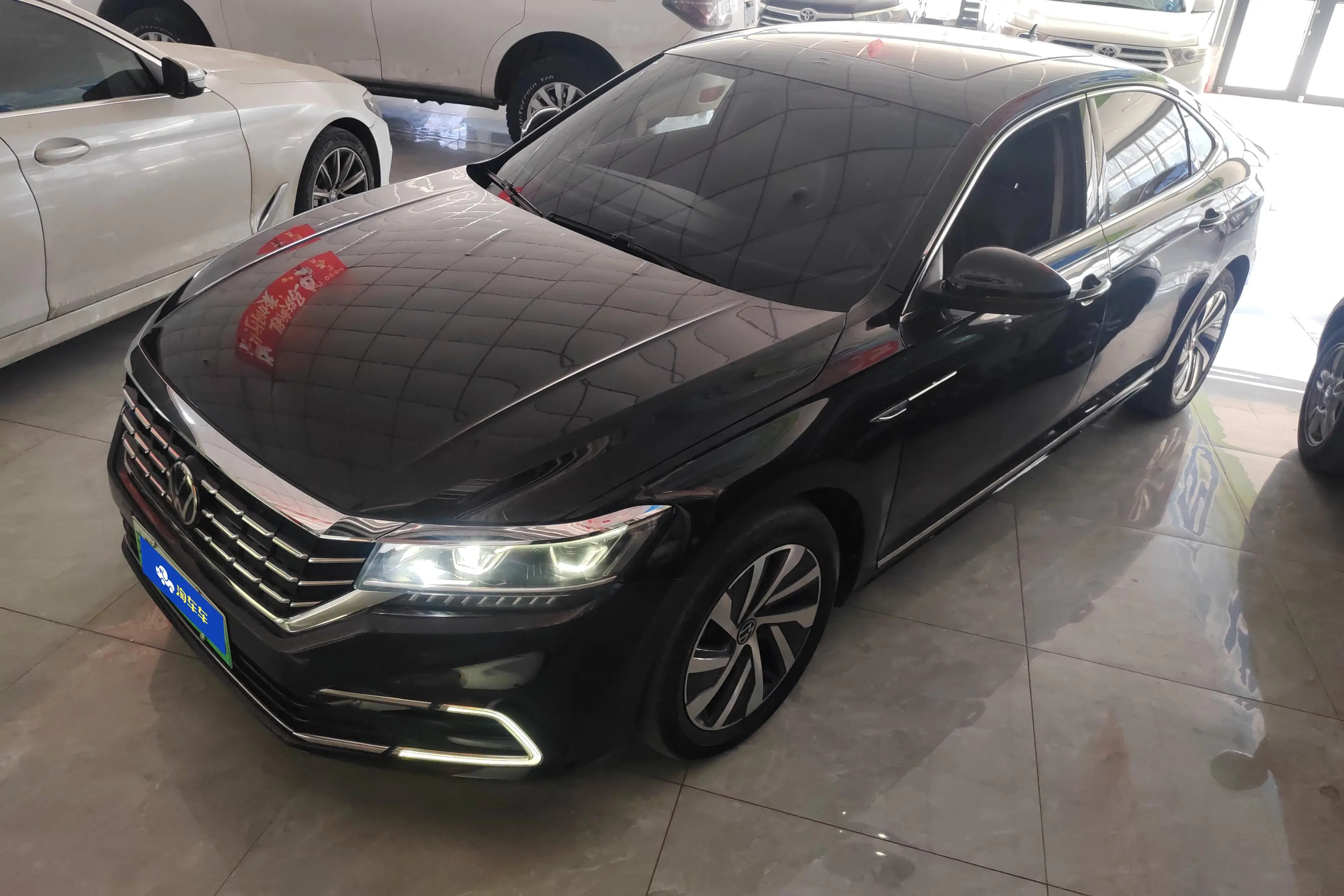 Volkswagen Passat PHEV  из Китая