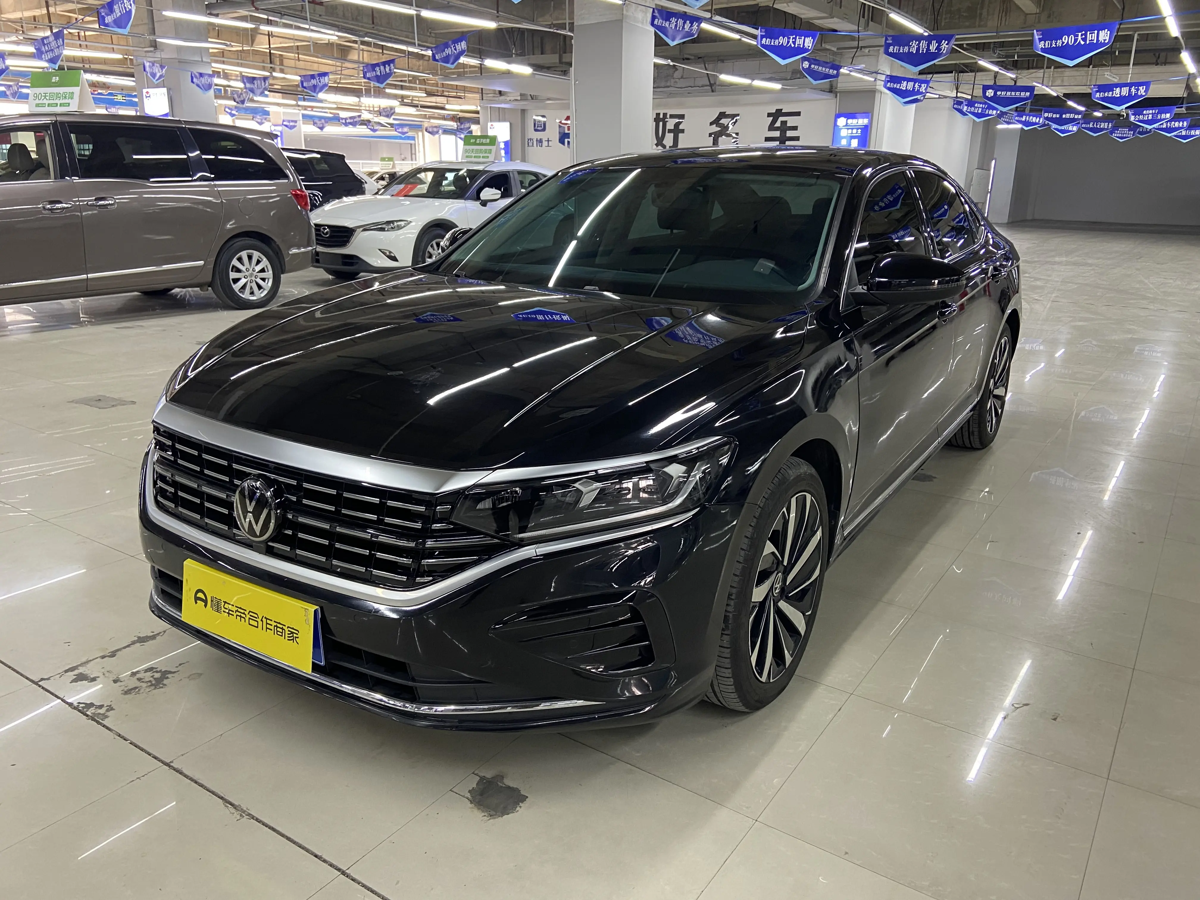 Volkswagen Passat  из Китая