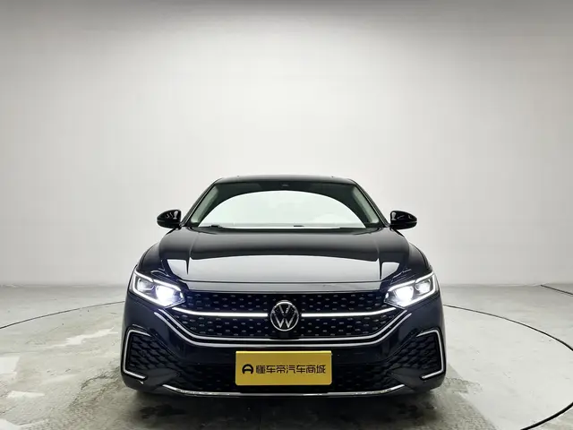 Volkswagen Passat  из Китая