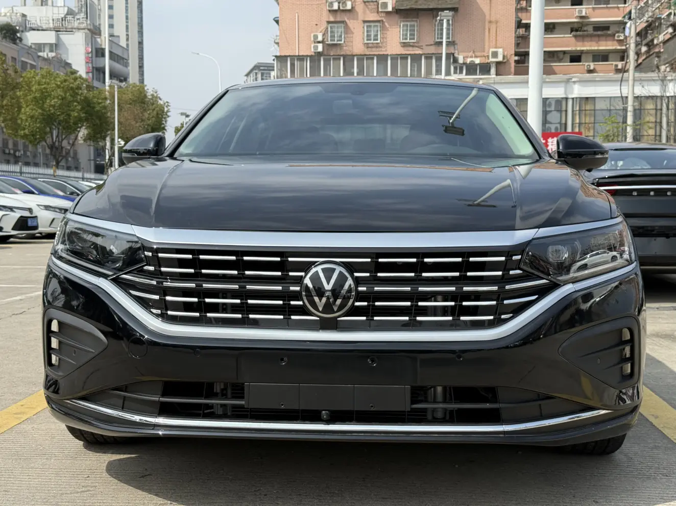 Volkswagen Passat  из Китая