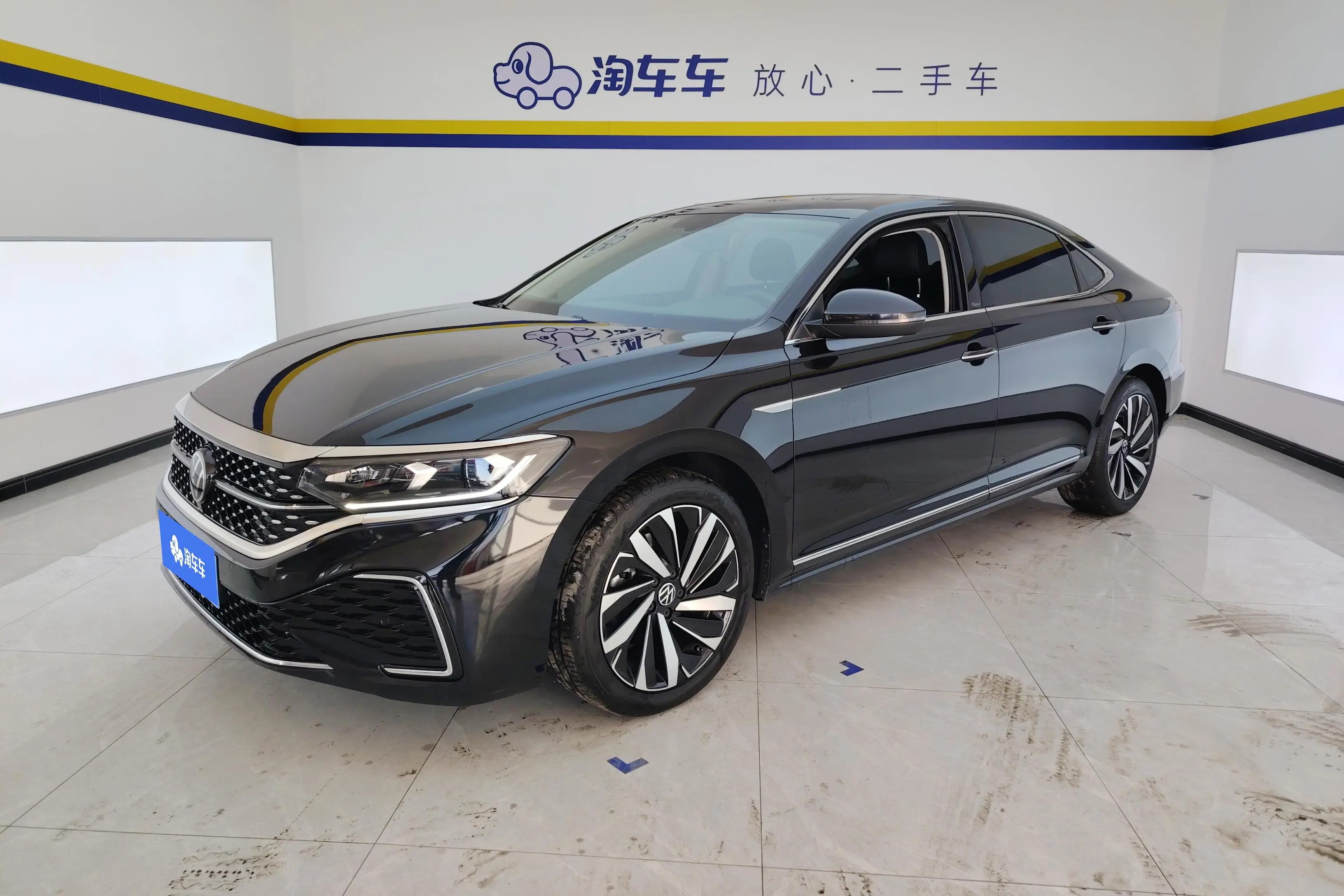 Volkswagen Passat  из Китая