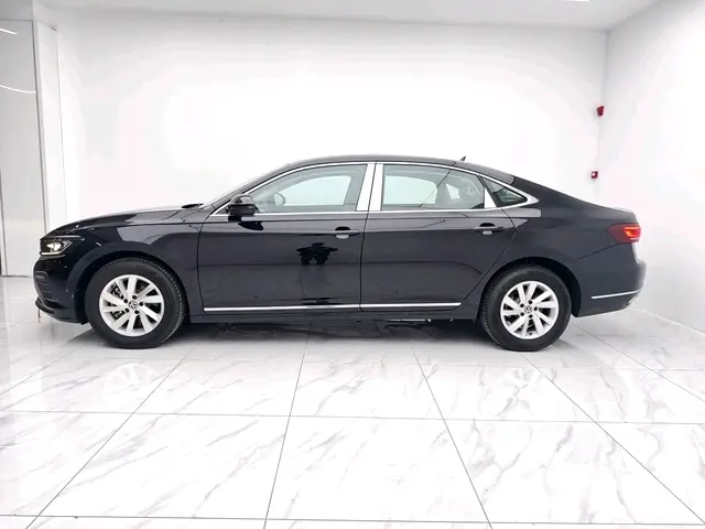 Volkswagen Passat  из Китая