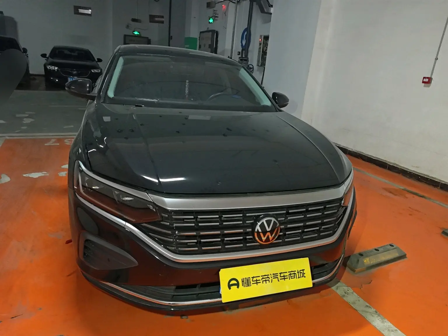 Volkswagen Passat  из Китая